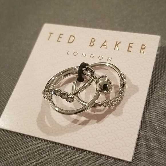 💕TED BAKER LONDON💕 Cadyna Concentric Crystal Ring Silver Medium/Large M/L NWT - Picture 9 of 11